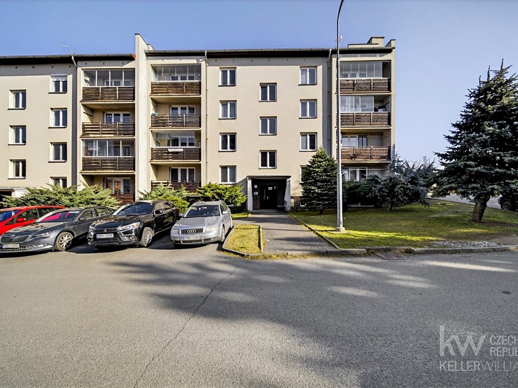 Prodej bytu 3+1 74 m² - foto 1