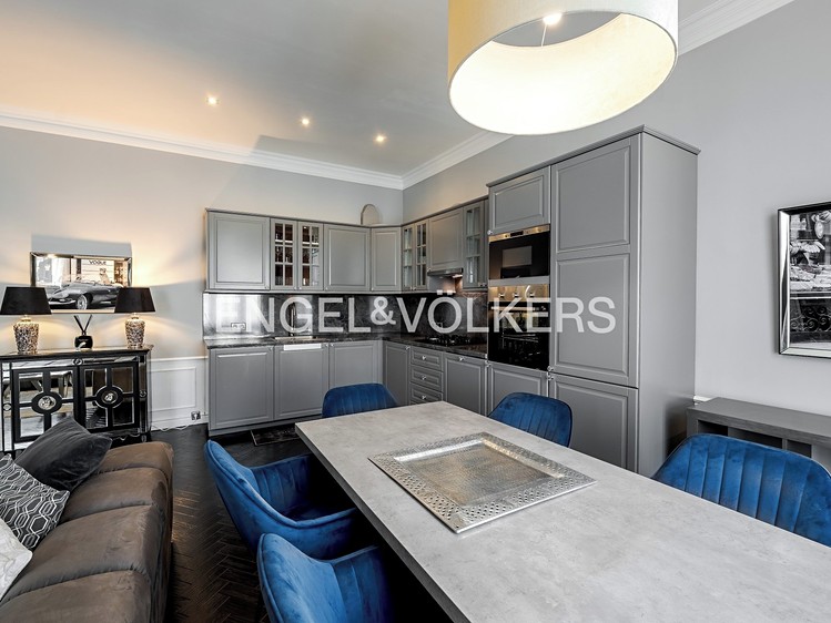 Pronájem bytu 2+kk 82 m² - foto 4