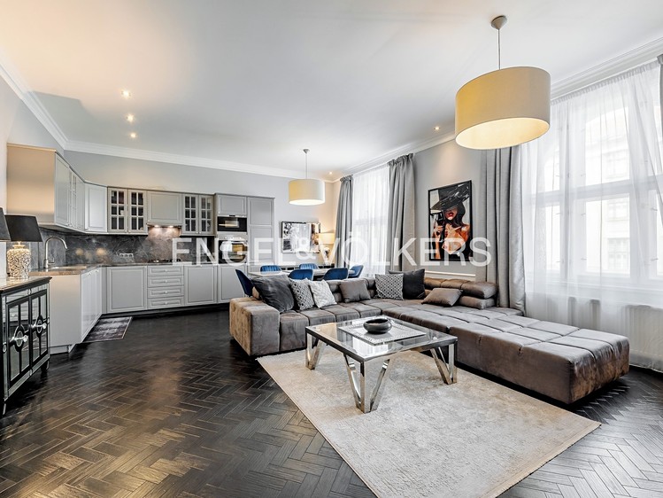 Pronájem bytu 2+kk 82 m² - foto 1