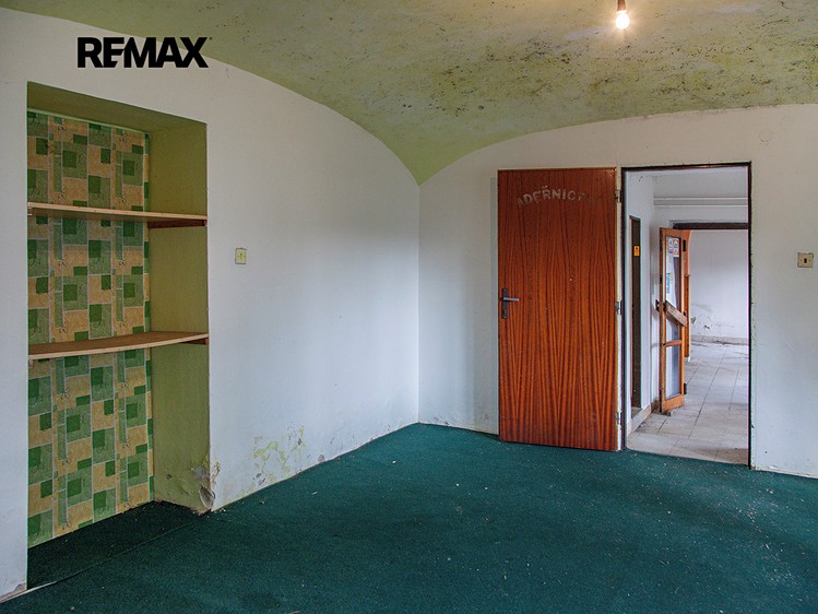 Prodej  rodinného domu 420 m², pozemek 471 m² - foto 8