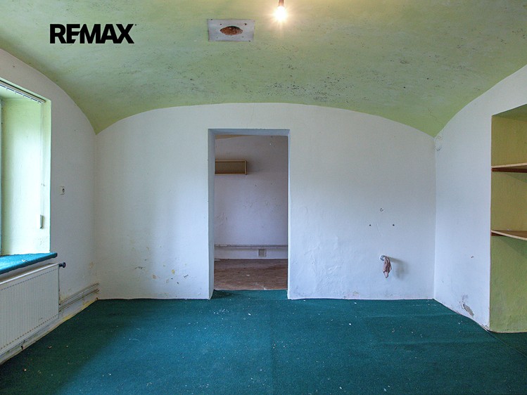 Prodej  rodinného domu 420 m², pozemek 471 m² - foto 7