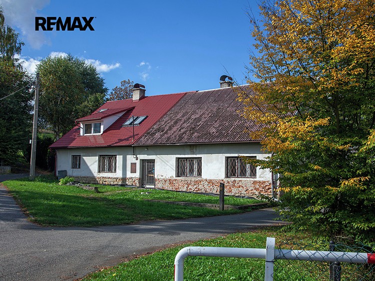 Prodej  rodinného domu 420 m², pozemek 471 m² - foto 3
