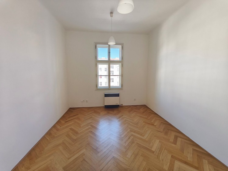 Pronájem bytu 1+1 39 m² - foto 7