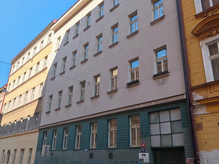 Pronájem bytu 1+1 39 m² - foto 1