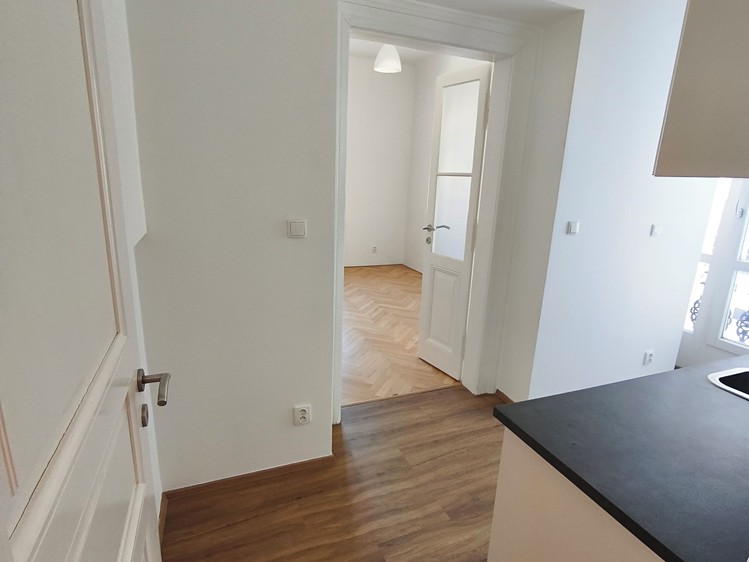 Pronájem bytu 1+1 39 m² - foto 4