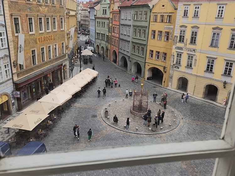 Pronájem bytu 3+kk 99 m² - foto 5