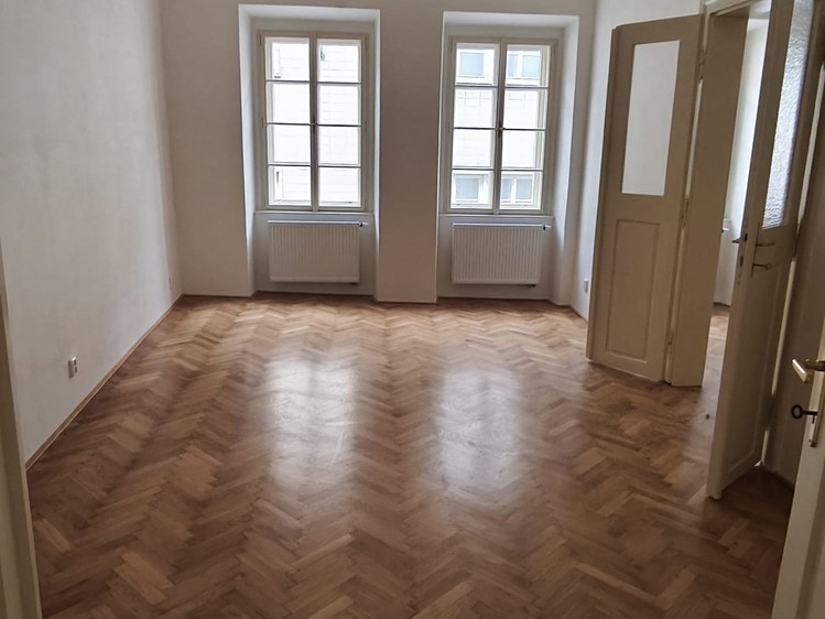 Pronájem bytu 3+1 117 m² - foto 4