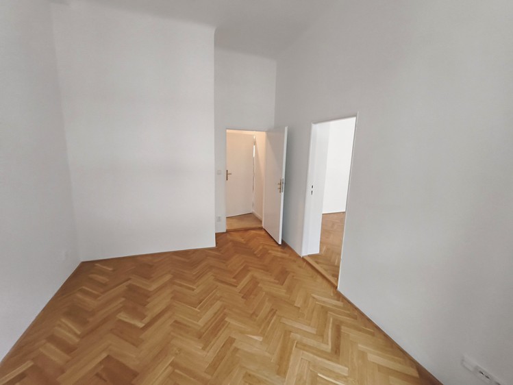 Pronájem bytu 3+1 86 m² - foto 7
