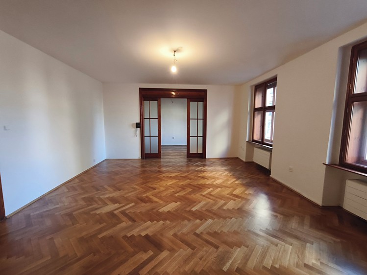 Pronájem bytu 3+1 139 m² - foto 6