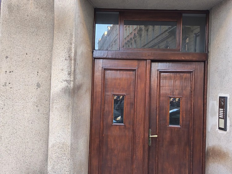 Pronájem bytu 3+1 139 m² - foto 1