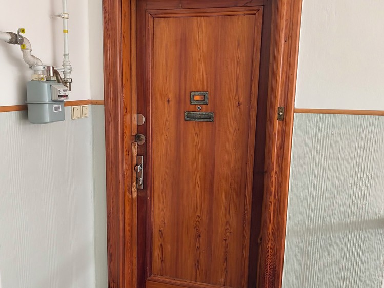 Pronájem bytu 2+1 85 m² - foto 1