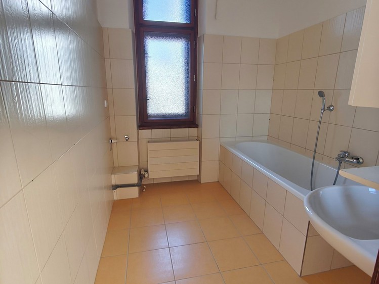 Pronájem bytu 2+1 85 m² - foto 7