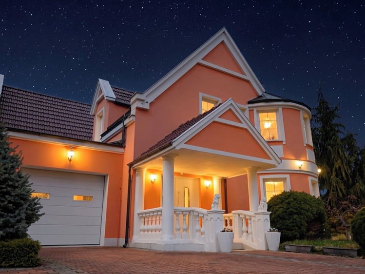 Prodej rodinného domu 153 m², pozemek 868 m² - foto 1