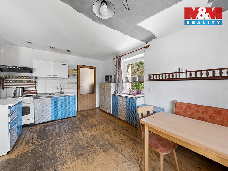 Prodej  rodinného domu 252 m², pozemek 1 343 m² - foto 7