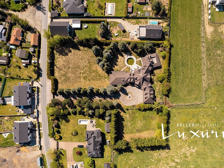 Prodej stavebního pozemku 966 m² - foto 5