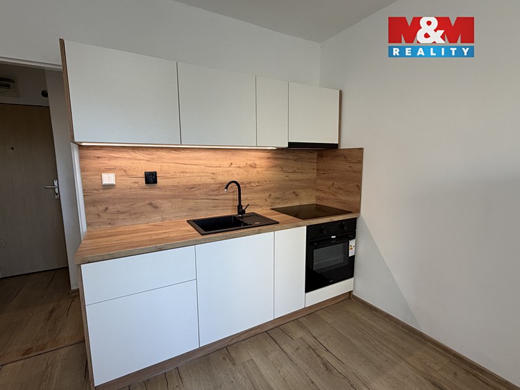 Prodej bytu 1+kk 20 m² - foto 3