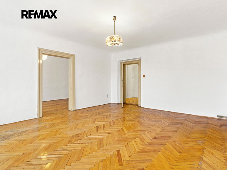Prodej bytu 4+1 117 m² (Podkrovní) - foto 2