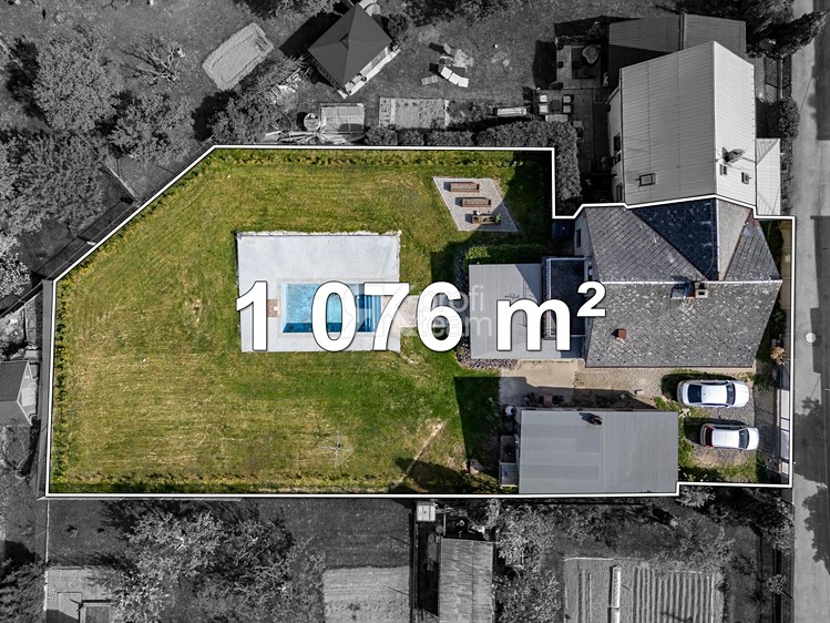 Prodej rodinného domu 120 m², pozemek 1 076 m² - foto 3