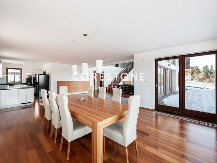 Prodej rodinného domu 520 m², pozemek 7 892 m² - foto 5