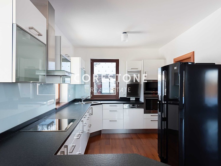 Prodej rodinného domu 520 m², pozemek 7 892 m² - foto 6