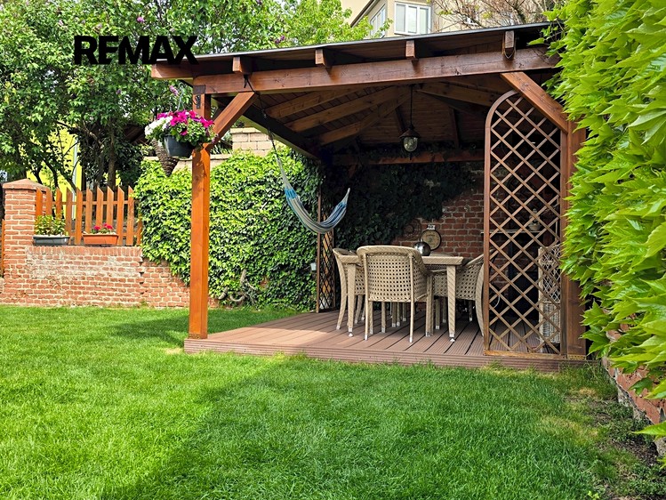 Prodej vily 223 m², pozemek 433 m² - foto 6