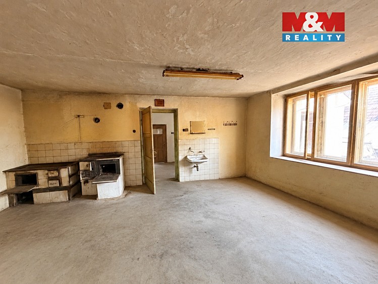 Prodej rodinného domu 110 m², pozemek 982 m² - foto 3