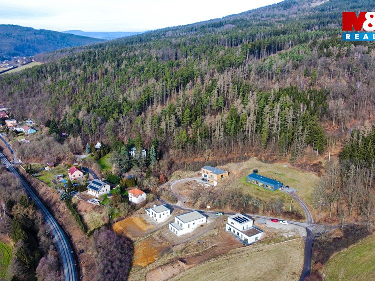 Prodej stavebního pozemku 2 093 m² - foto 4