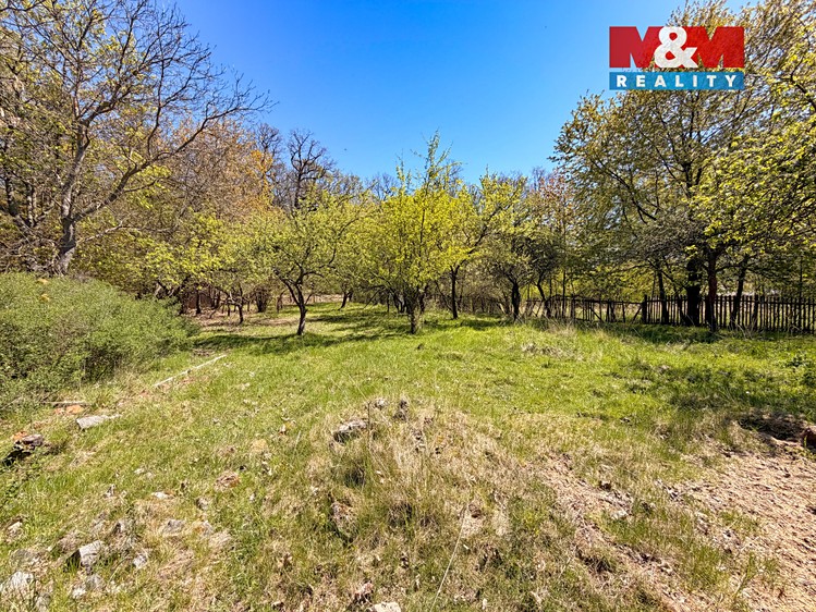 Prodej  stavebního pozemku 2 827 m² - foto 7