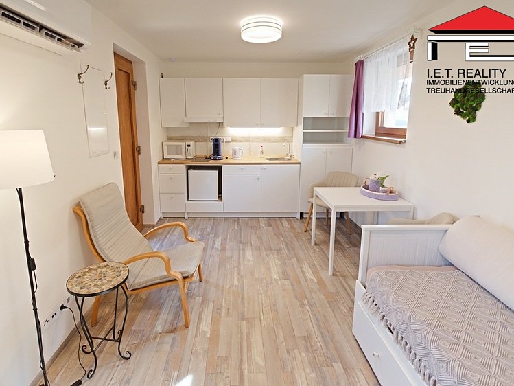 Pronájem kanceláře 25 m² - foto 1