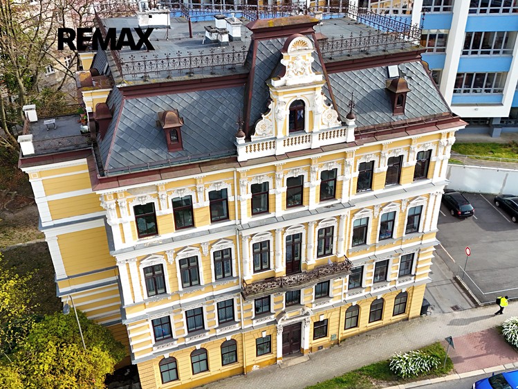Prodej bytu 4+1 96 m² (Mezonet) - foto 1