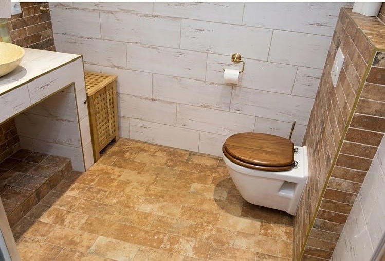 Prodej rodinného domu 360 m², pozemek 1 000 m² - foto 4