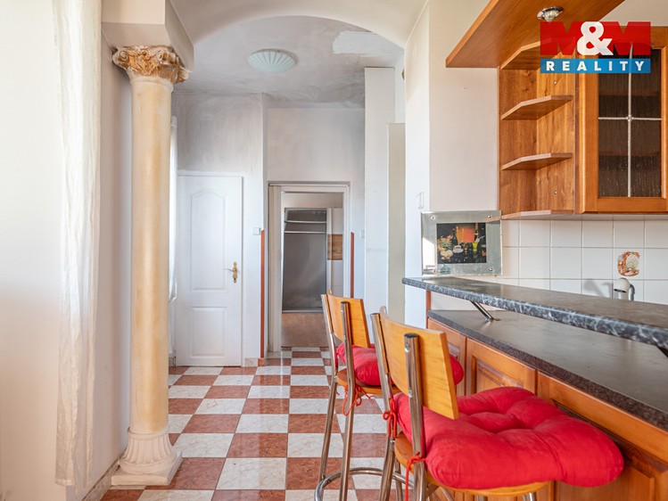 Prodej rodinného domu 190 m², pozemek 172 m² - foto 8