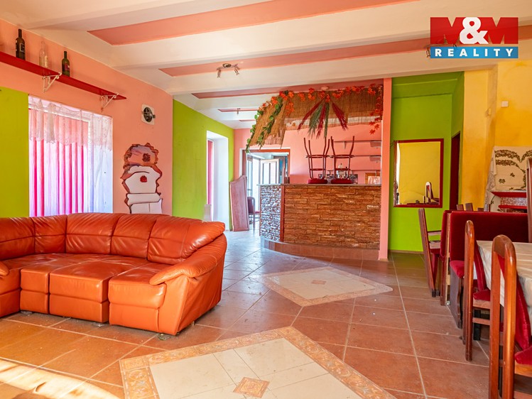 Prodej rodinného domu 190 m², pozemek 172 m² - foto 2