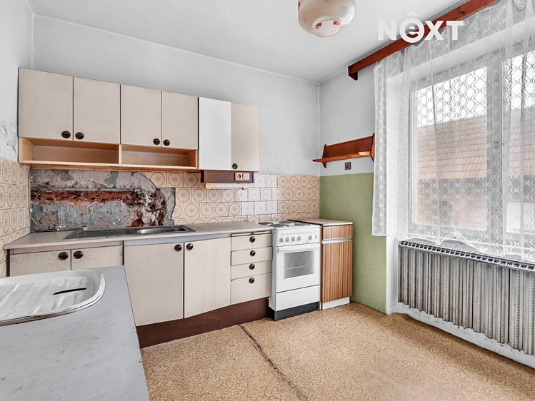 Prodej  rodinného domu 160 m², pozemek 1 012 m² - foto 7