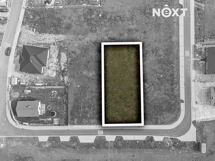 Prodej stavebního pozemku 911 m² - foto 2