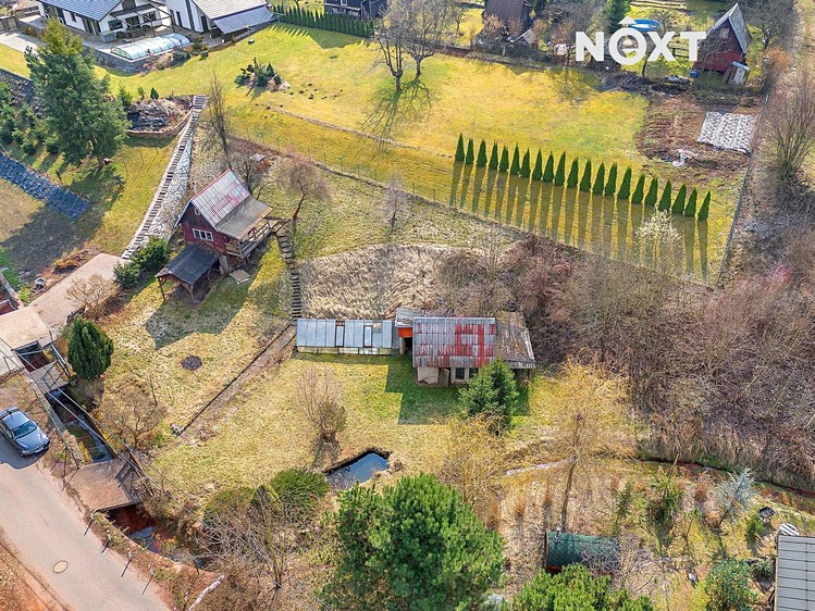 Prodej stavebního pozemku 1 372 m² - foto 4