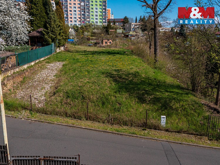 Prodej stavebního pozemku 1 396 m² - foto 2