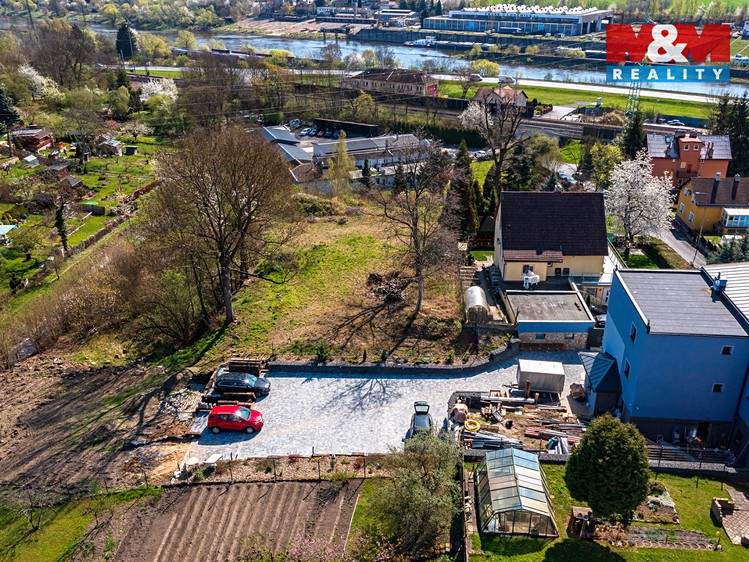 Prodej stavebního pozemku 1 519 m² - foto 4