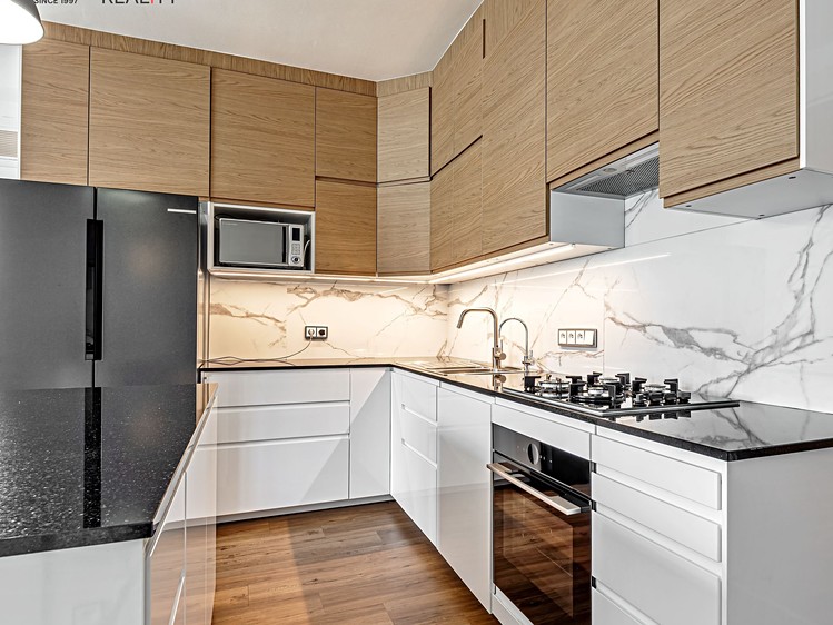 Pronájem bytu 4+1 129 m² - foto 5
