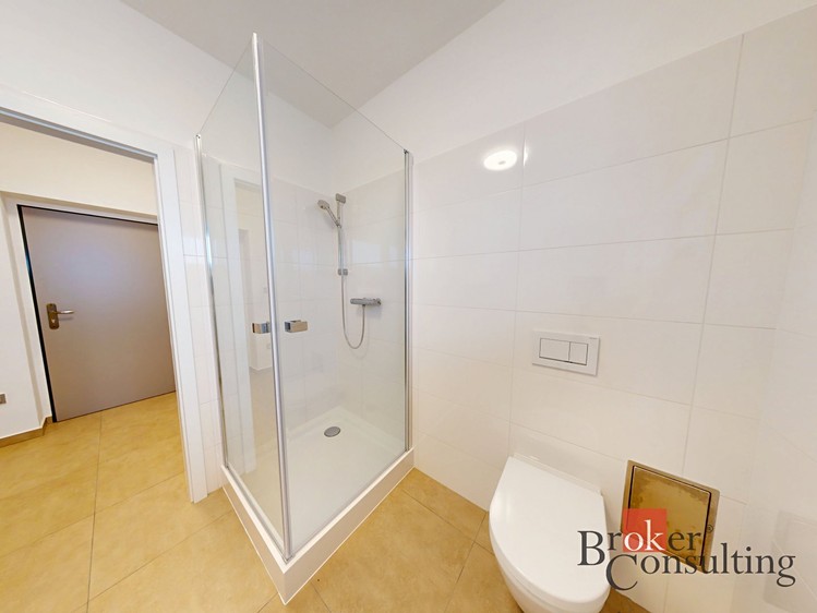 Pronájem bytu 1+kk 24 m² - foto 3