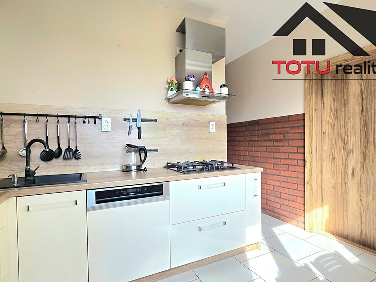 Prodej bytu 4+1 66 m² - foto 5