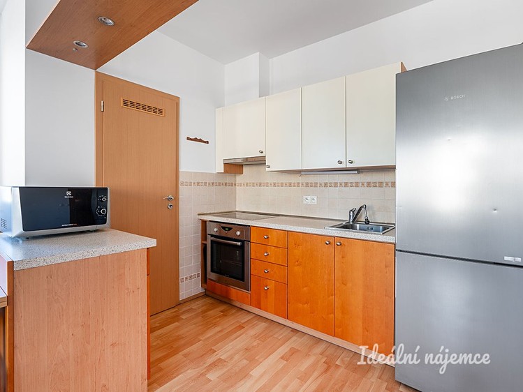 Pronájem bytu 3+kk 68 m² - foto 6
