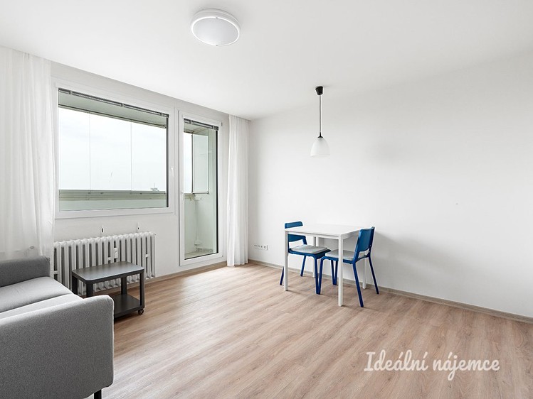 Pronájem bytu 2+kk 34 m² - foto 4