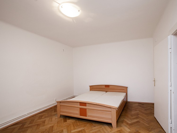 Pronájem bytu 2+kk 56 m² - foto 3