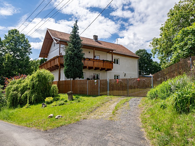 Prodej rodinného domu 520 m², pozemek 1 414 m² - foto 1