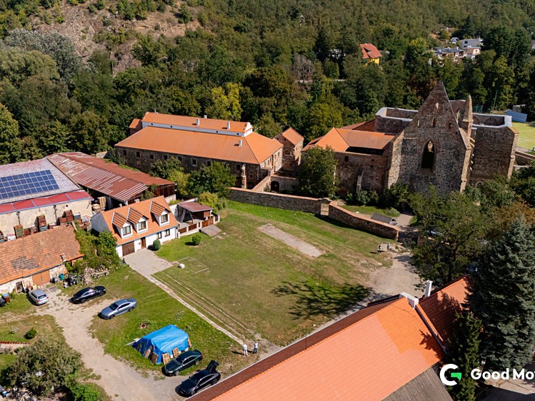 Prodej rodinného domu 173 m², pozemek 984 m² - foto 4