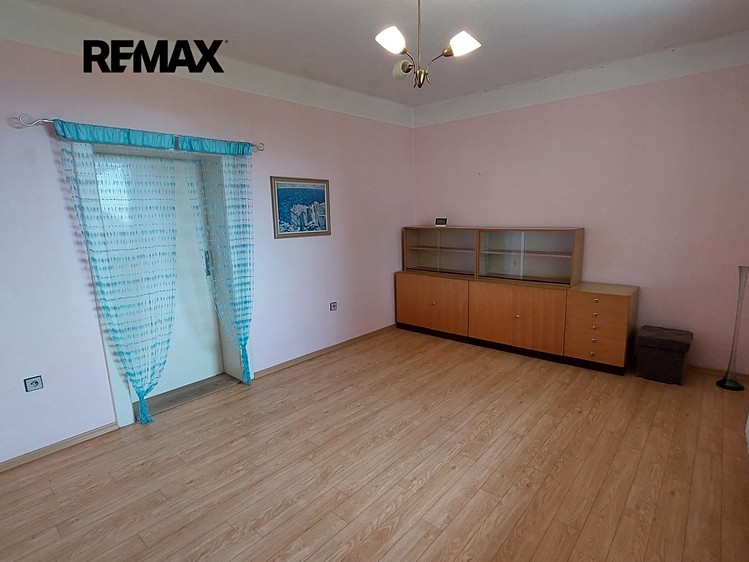 Prodej rodinného domu 150 m², pozemek 893 m² - foto 7