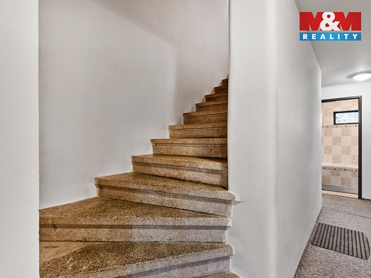 Prodej  rodinného domu 140 m², pozemek 746 m² - foto 8
