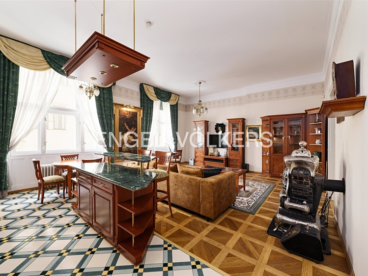 Pronájem bytu 2+kk 70 m² - foto 1