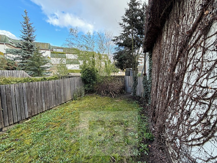 Pronájem bytu 4+kk 120 m² (Jednopodlažní) - foto 1